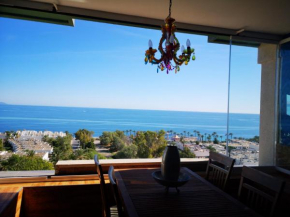 MIRANDO AL MAR